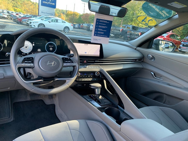 2024 Hyundai Elantra SEL - Photo 18