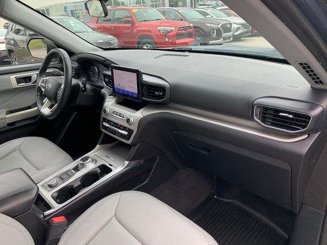 2021 Ford Explorer XLT - Photo 11