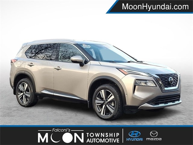 2021 Nissan Rogue Platinum's photo