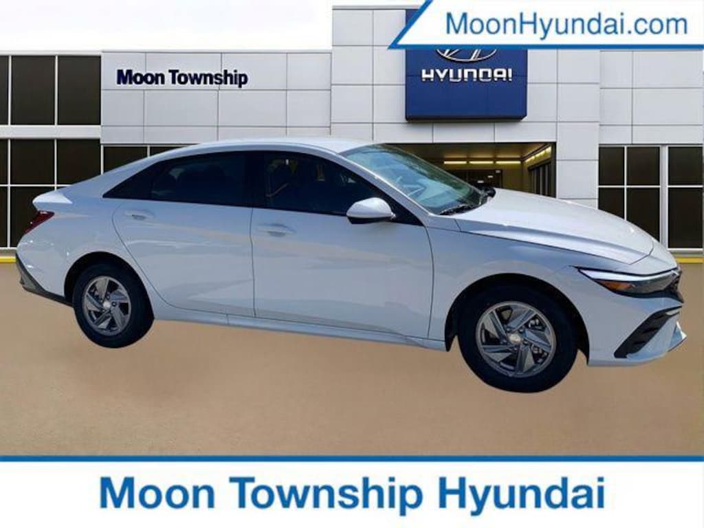 New 2026 Hyundai Elantra SE Sedan