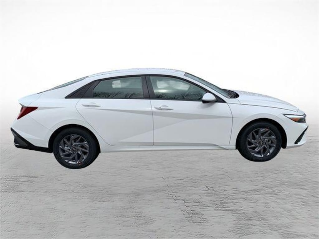 New 2026 Hyundai Elantra Hybrid Blue Sedan