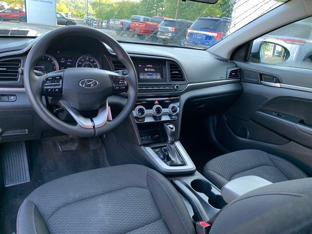 2019 Hyundai Elantra SE - Photo 19