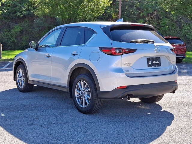2022 Mazda CX-5 2.5 S Preferred photo 4