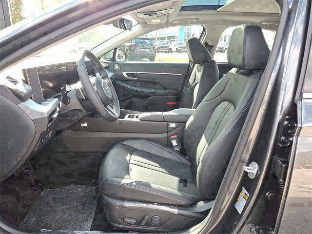 2026 Hyundai Sonata Hybrid Limited - Photo 10