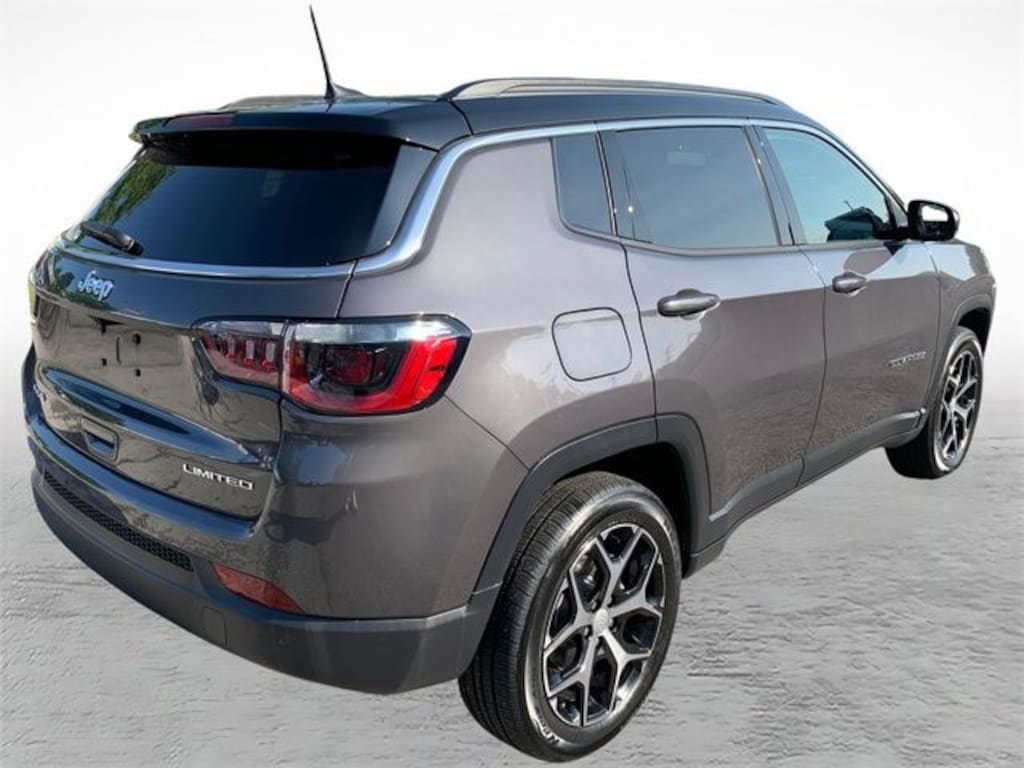 Used 2024 Jeep Compass Limited SUV
