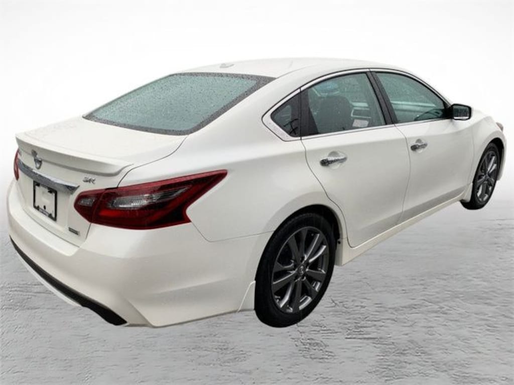 Used 2018 Nissan Altima 2.5 SR Sedan