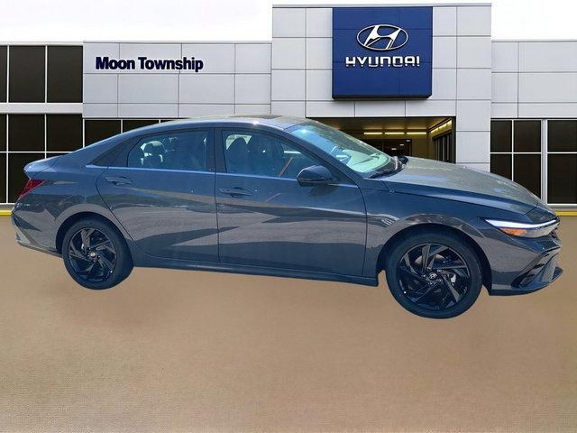 New 2026 Hyundai Elantra SEL Sport Sedan