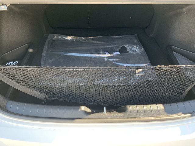 2025 Hyundai Elantra SEL - Photo 15