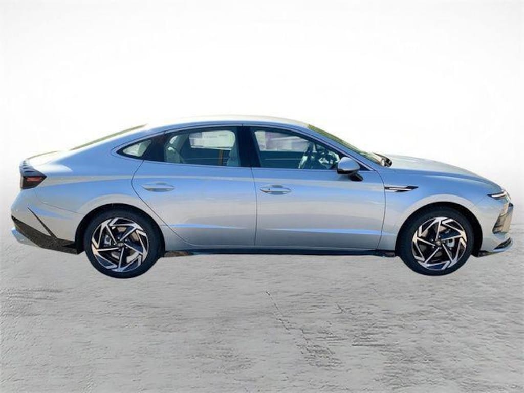 New 2026 Hyundai Sonata SEL Sport Sedan