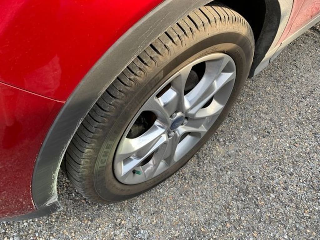 Used 2016 Ford Escape SE SUV