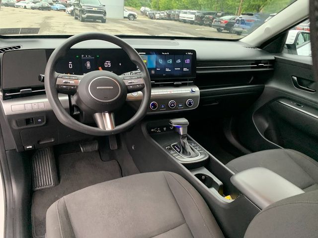 2024 Hyundai Kona SE - Photo 18