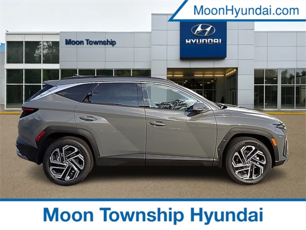 New 2025 Hyundai Tucson Limited AWD SUV