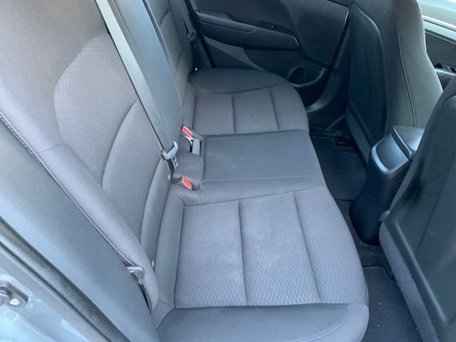 2019 Hyundai Elantra SE - Photo 14