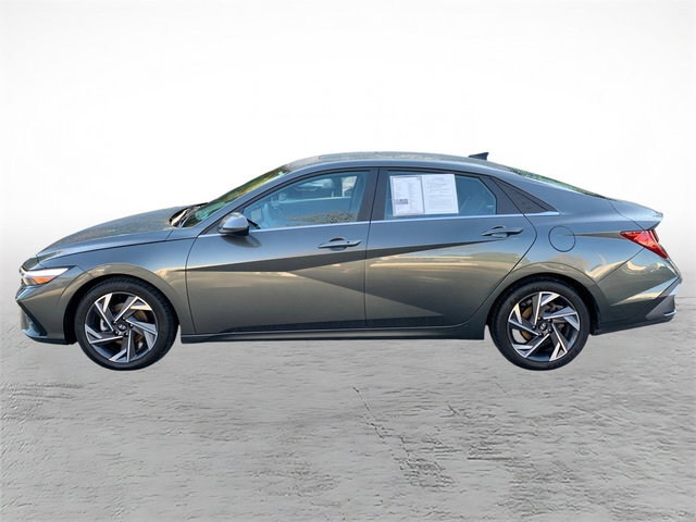 2024 Hyundai Elantra SEL - Photo 6