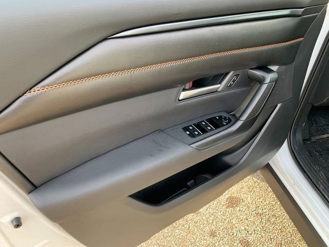 2026 Mazda CX-50 Premium - Photo 15