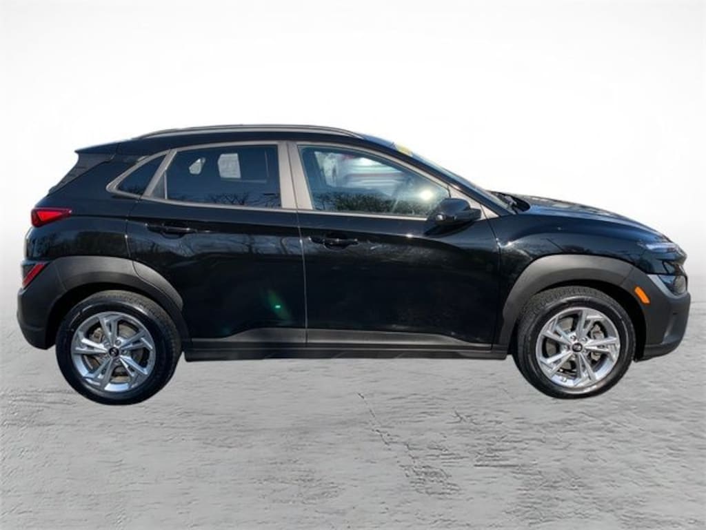Used 2022 Hyundai Kona SEL SUV