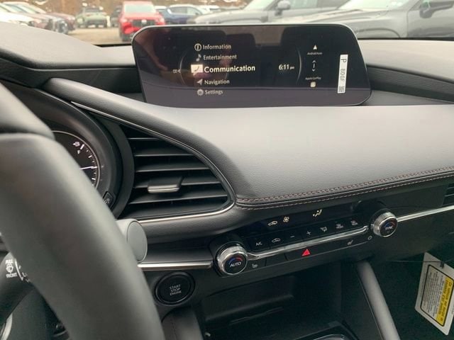 2026 Mazda Mazda3 Premium - Photo 17