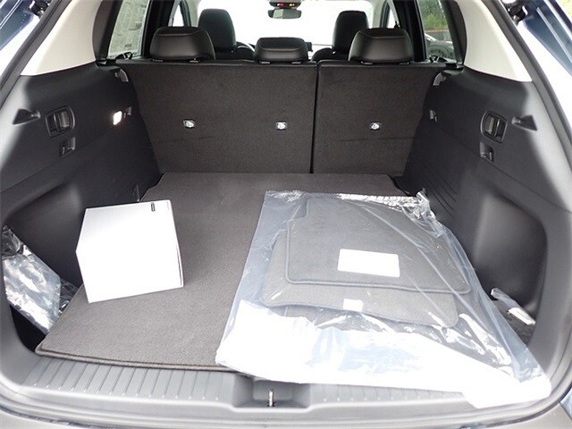 2025 Mazda CX-50 2.5 S Preferred photo 4