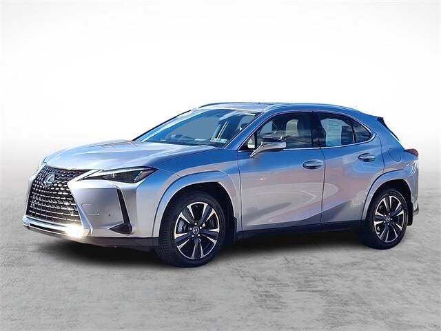 2023 Lexus UX 250h Premium photo 3