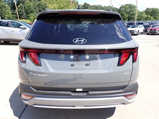 2025 Hyundai Tucson SEL photo 3