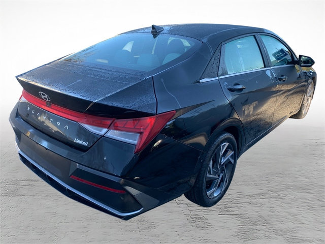 Used 2025 Hyundai Elantra Limited Sedan