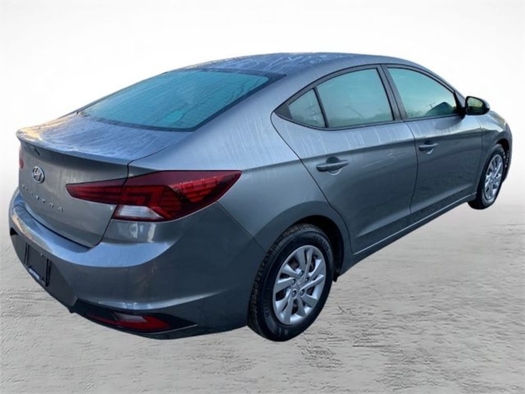 Used 2019 Hyundai Elantra SE Sedan