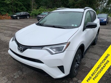 2016 Toyota RAV4 LE SUV