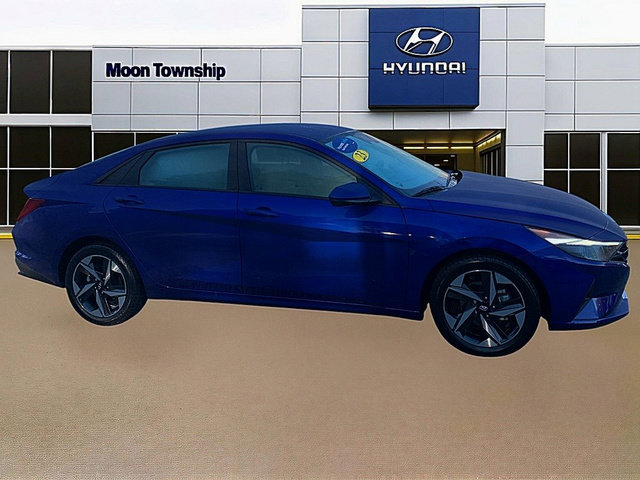 Used 2023 Hyundai Elantra SEL Sedan