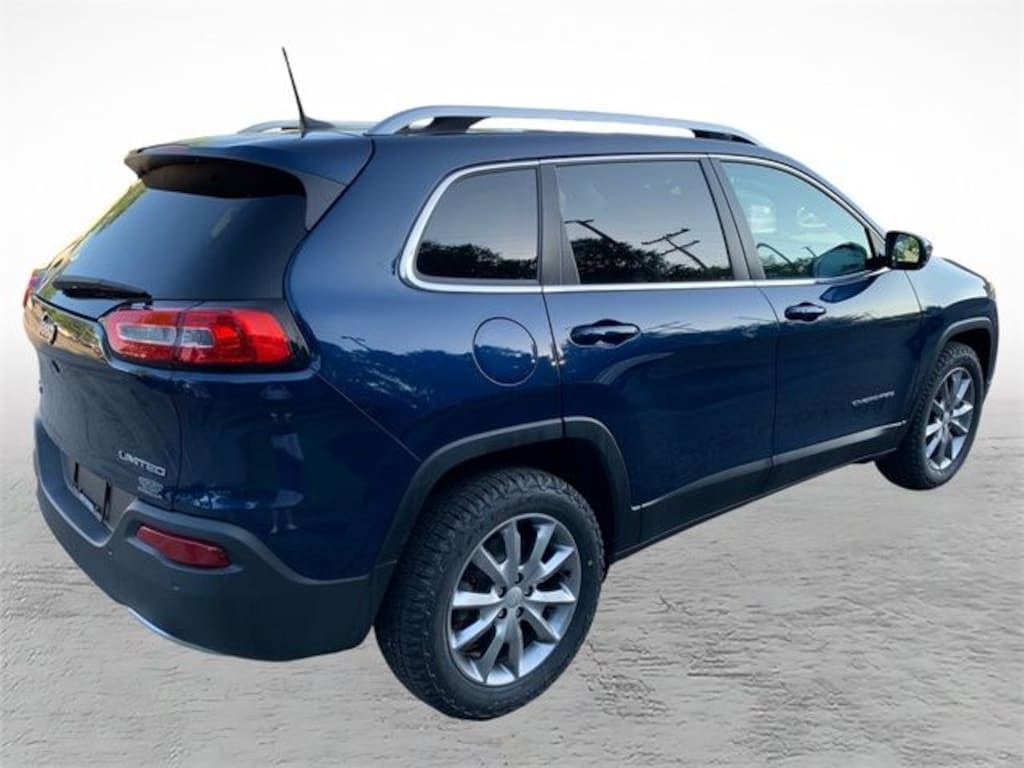 Used 2018 Jeep Cherokee Limited 4x4 SUV