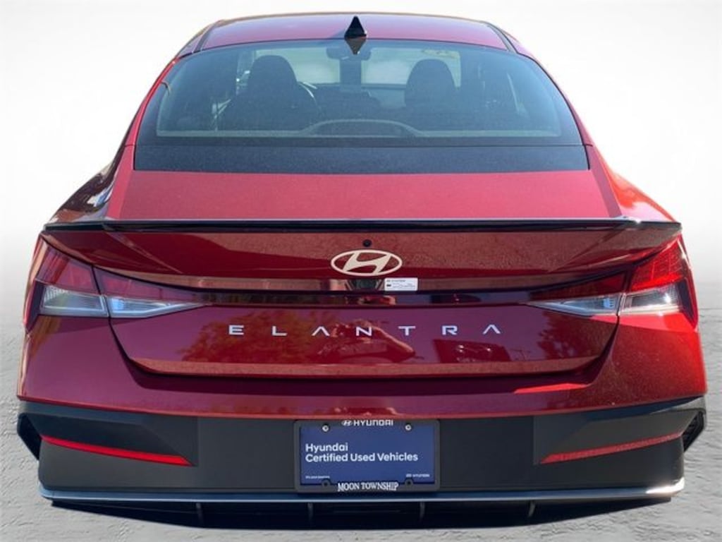 Used 2025 Hyundai Elantra SEL Sport Sedan