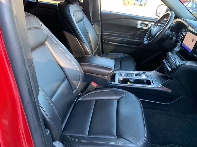 2020 Ford Explorer XLT - Photo 10