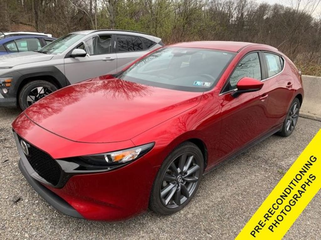 Certified 2022 Mazda Mazda3 Select Package Hatchback