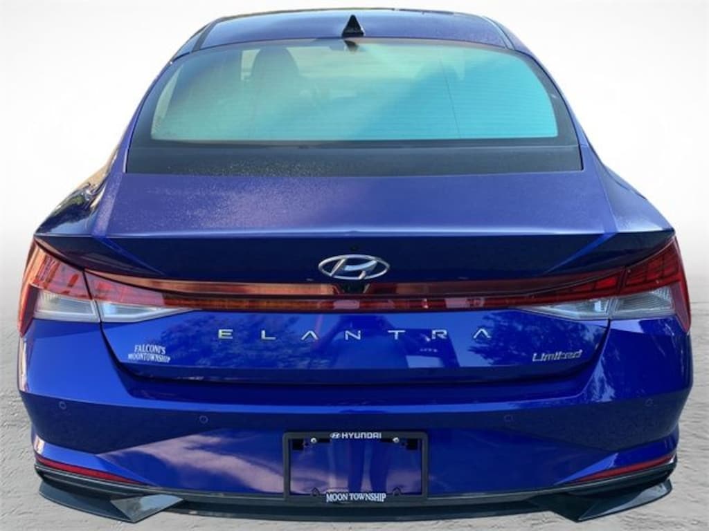 Used 2023 Hyundai Elantra Limited Sedan