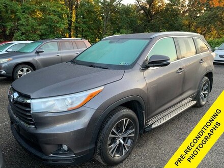 2016 Toyota Highlander XLE V6 SUV