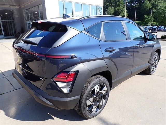 2025 Hyundai Kona SEL photo 2