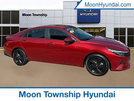 2023 Hyundai Elantra SEL Sedan