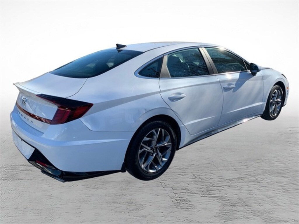 Used 2022 Hyundai Sonata SEL Sedan