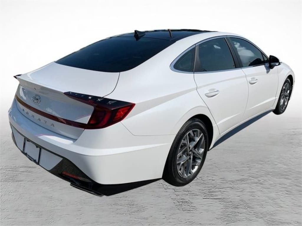Used 2023 Hyundai Sonata SEL Sedan