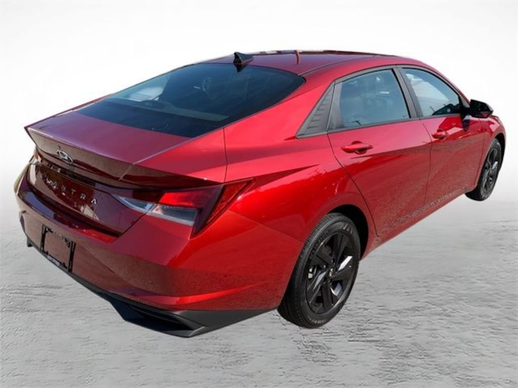 Used 2023 Hyundai Elantra SEL Sedan