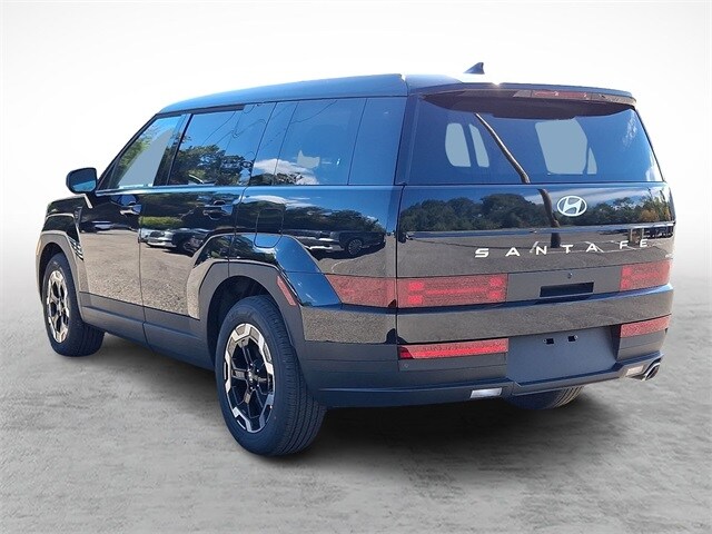 2026 Hyundai Santa Fe SE photo 4