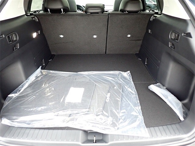 2025 Mazda CX-50 2.5 S Premium photo 4