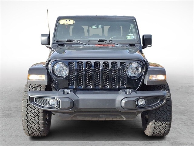 2022 Jeep Gladiator Altitude photo 2