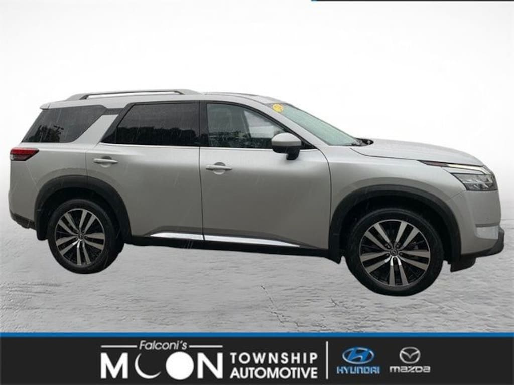 Used 2024 Nissan Pathfinder Platinum SUV