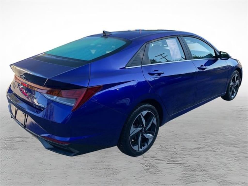 Used 2023 Hyundai Elantra Limited Sedan