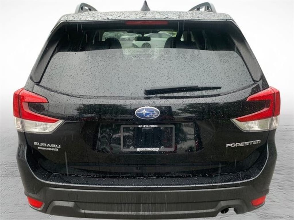 Used 2024 Subaru Forester Premium SUV