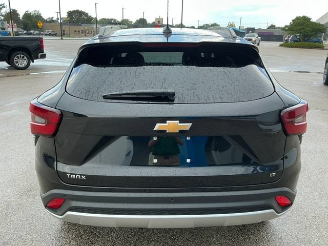2026 Chevrolet Trax LT - Photo 22