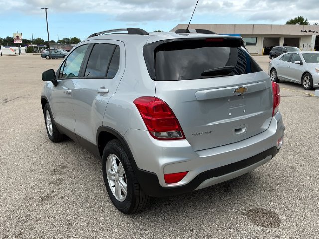 2022 Chevrolet Trax LT - Photo 3