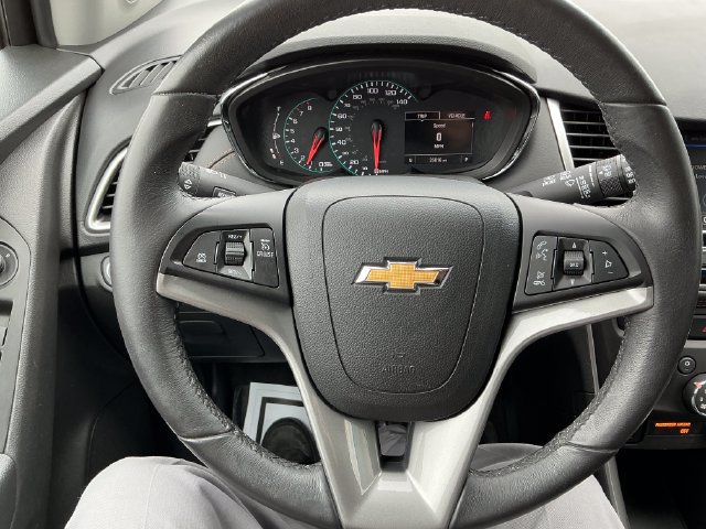 2022 Chevrolet Trax LT - Photo 4