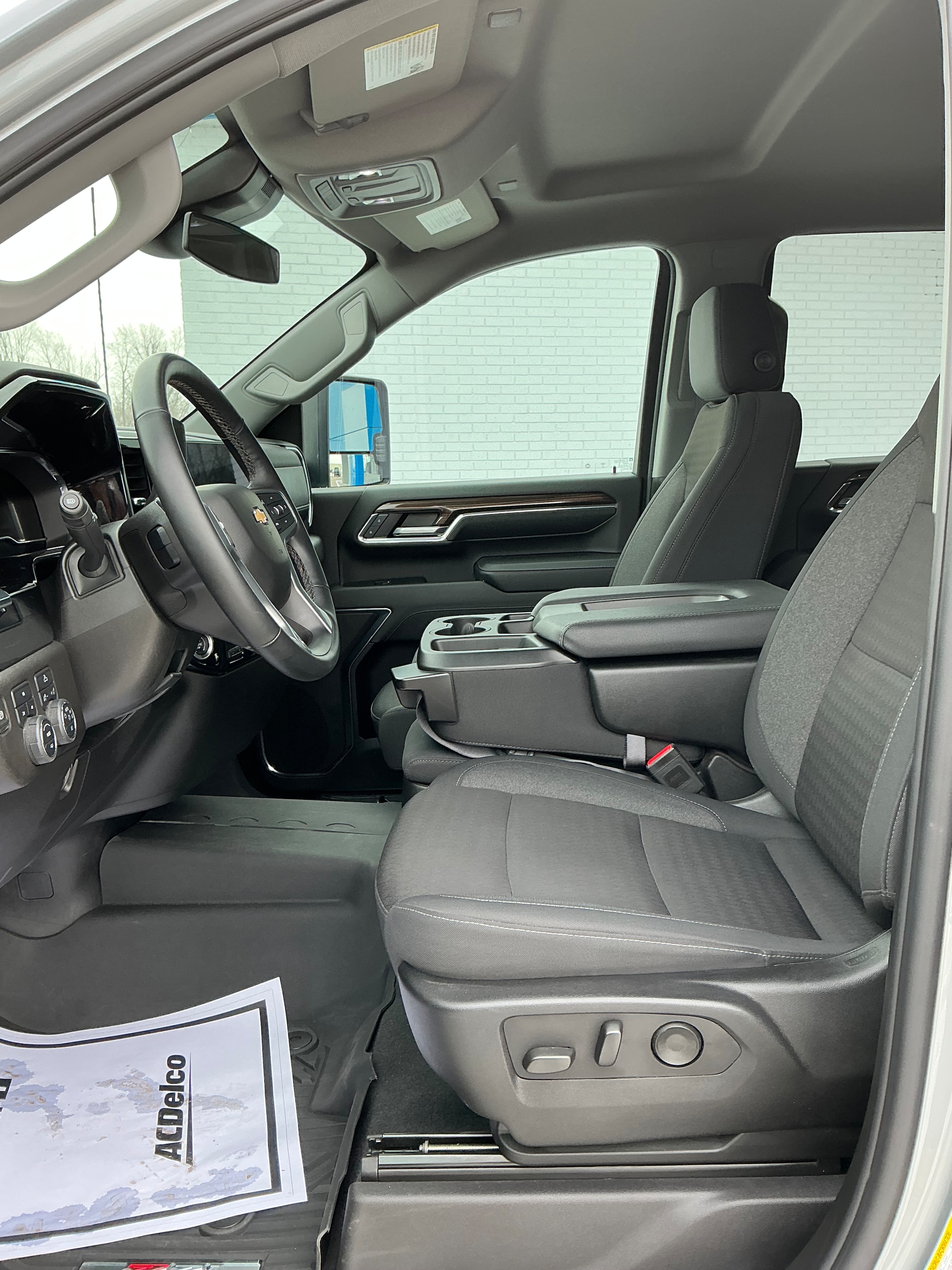 2024 Chevrolet Silverado 2500HD LT - Photo 28