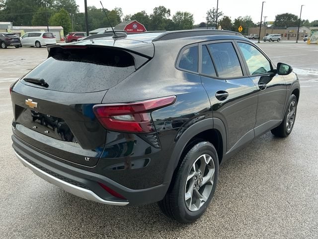 2026 Chevrolet Trax LT - Photo 21